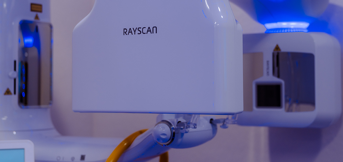 Close up of Rayscan dental scanning device